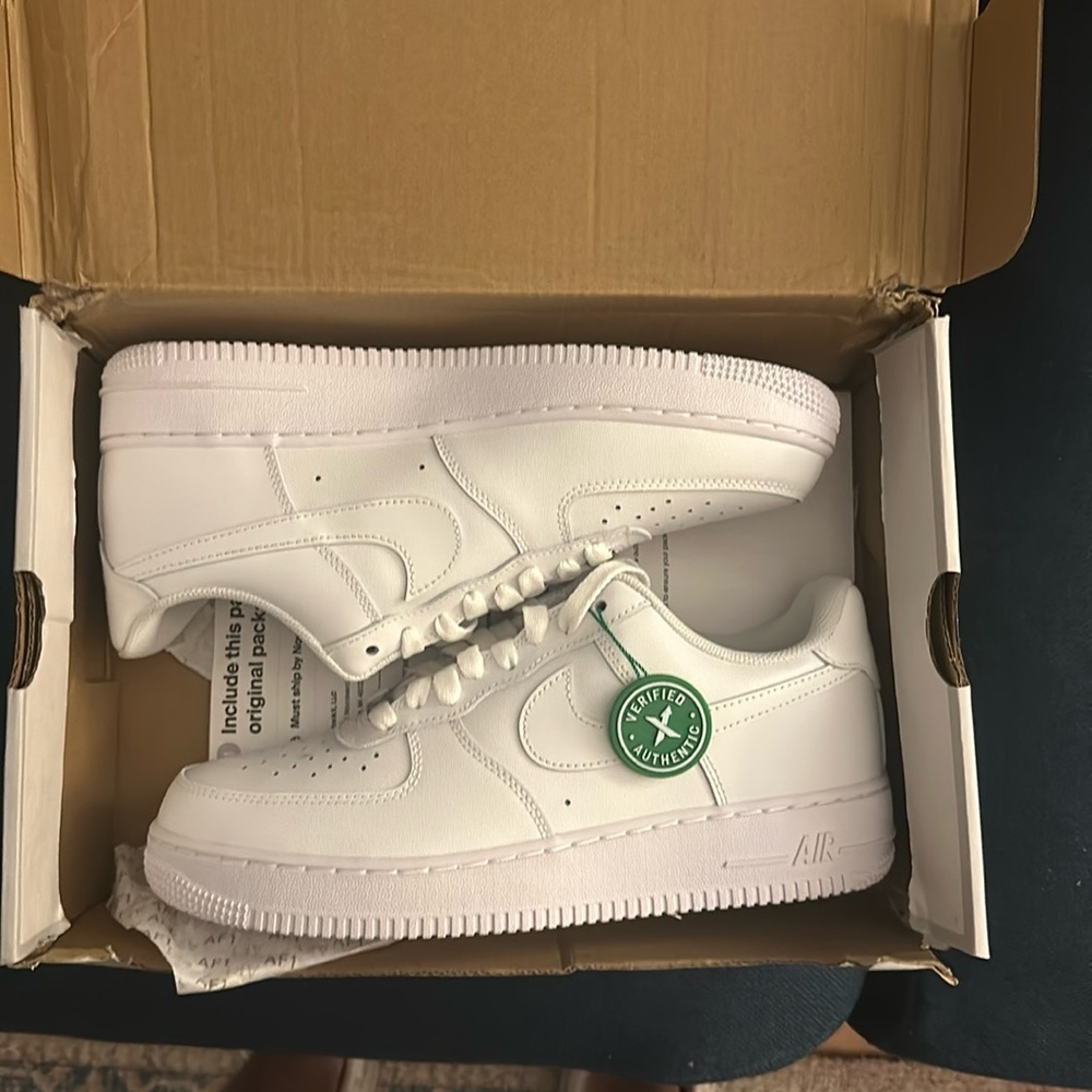 Nike Air Force 1 white